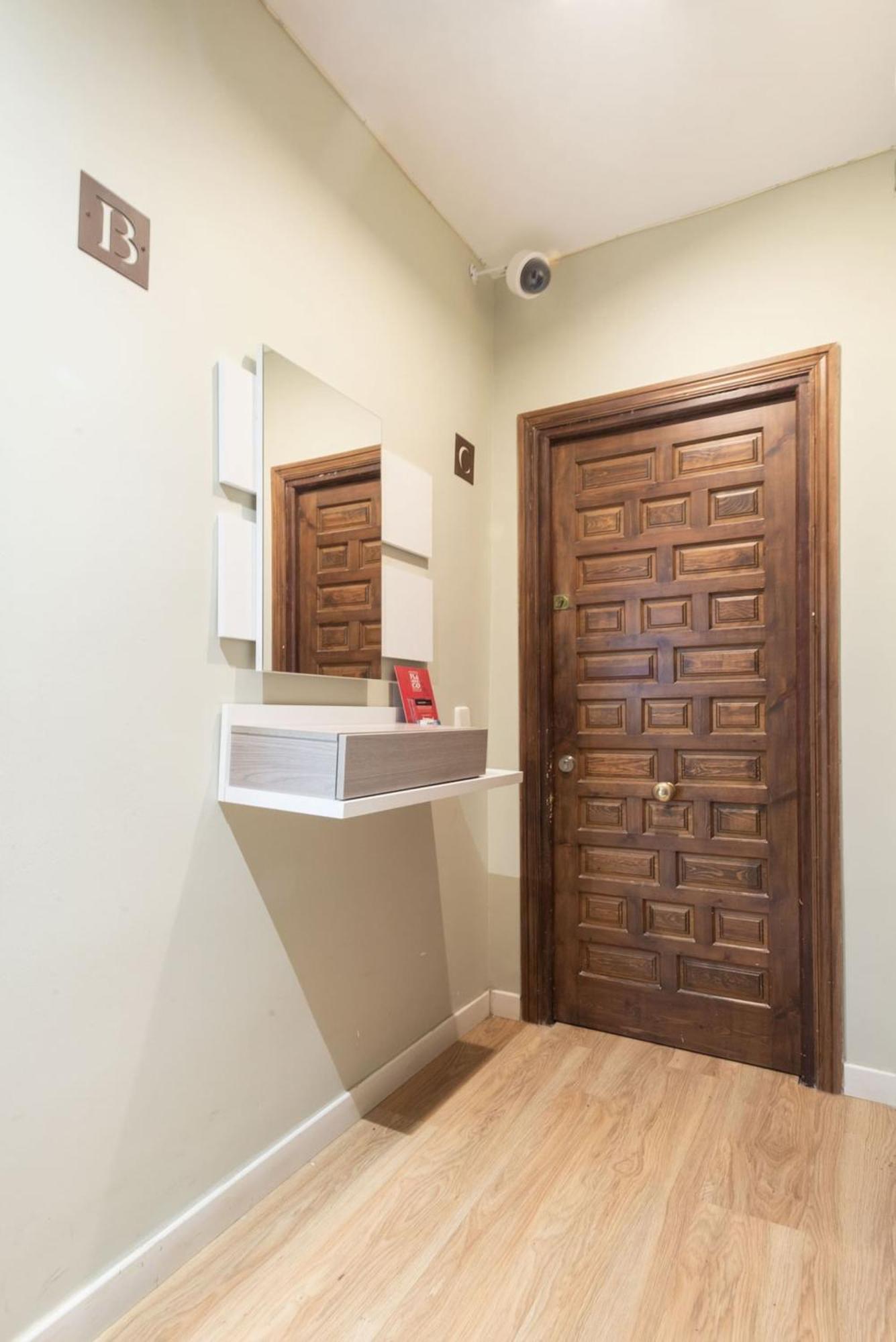 Apartamentos Day Madrid Plaza De Espana Centro Gran Via Sol Malasana 외부 사진