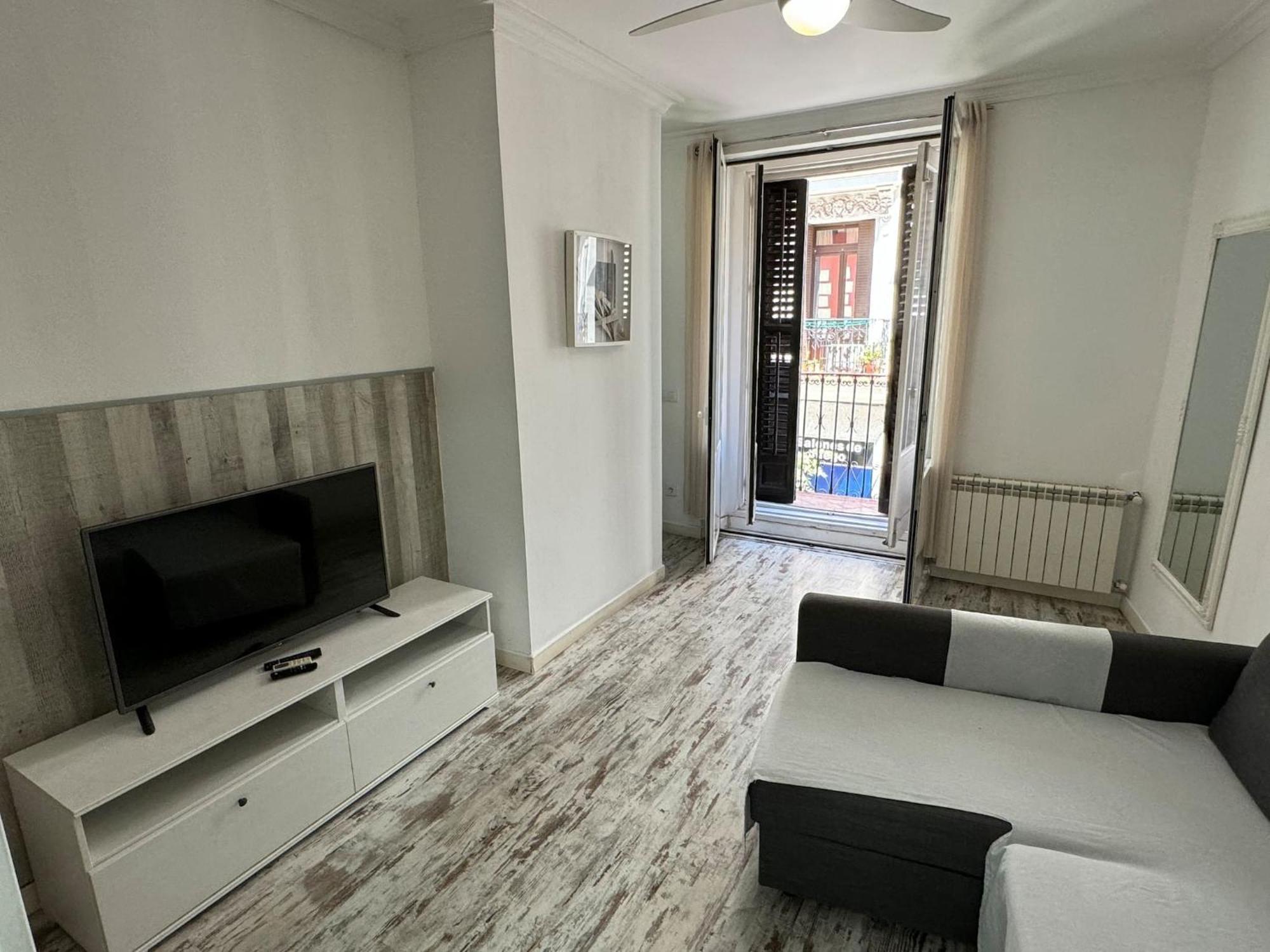 Apartamentos Day Madrid Plaza De Espana Centro Gran Via Sol Malasana 외부 사진