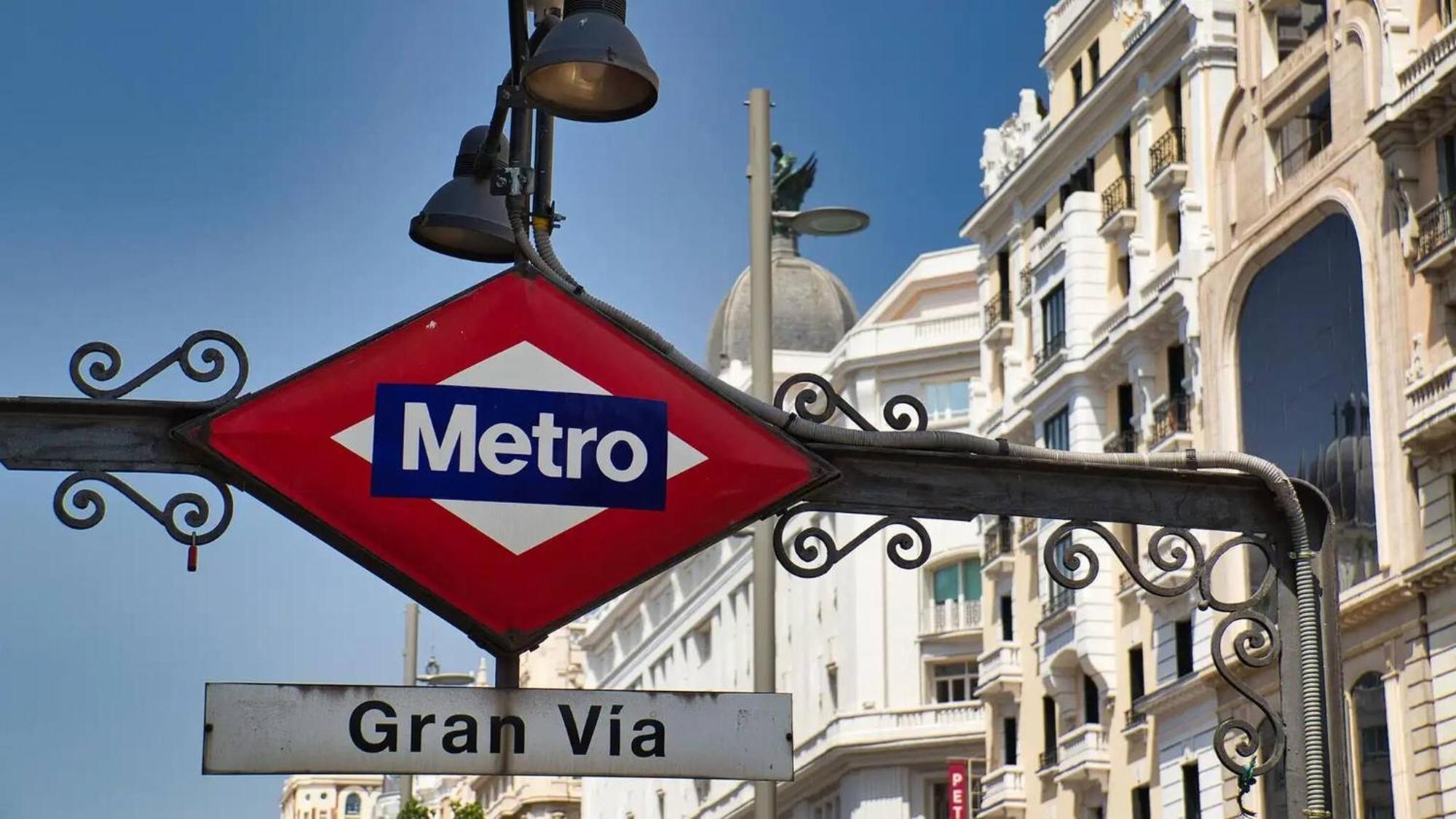 Apartamentos Day Madrid Plaza De Espana Centro Gran Via Sol Malasana 외부 사진
