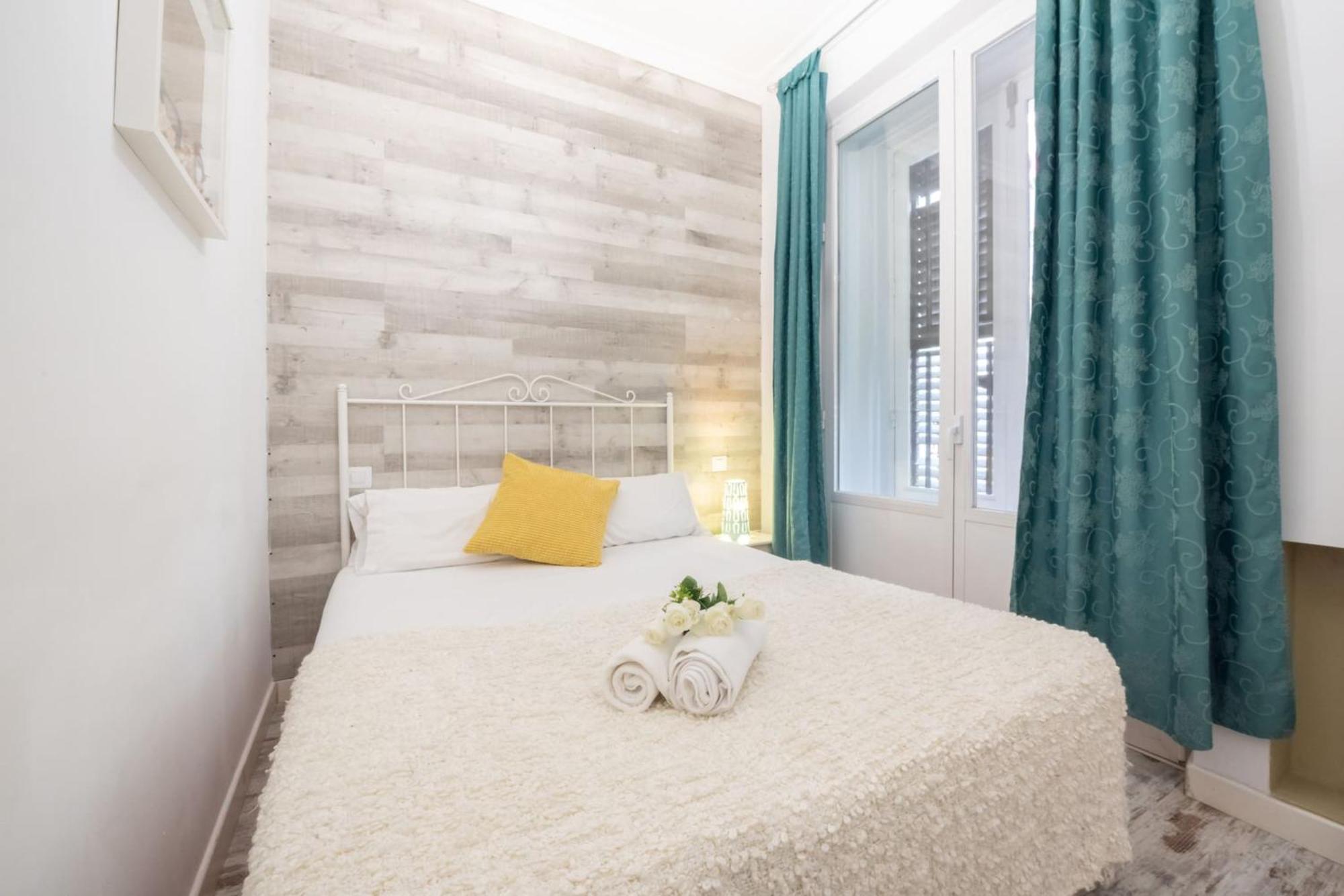 Apartamentos Day Madrid Plaza De Espana Centro Gran Via Sol Malasana 외부 사진